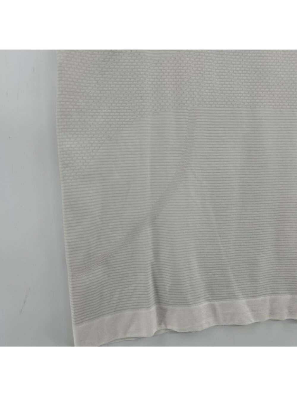 Lululemon Swiftly Tech Racerback Tank Top 2.0 Lightweight Women Size 8 White Gym - Picture 12 of 14